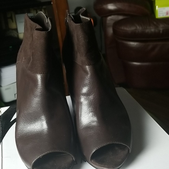 Nine West Booties - Picture 2 of 4